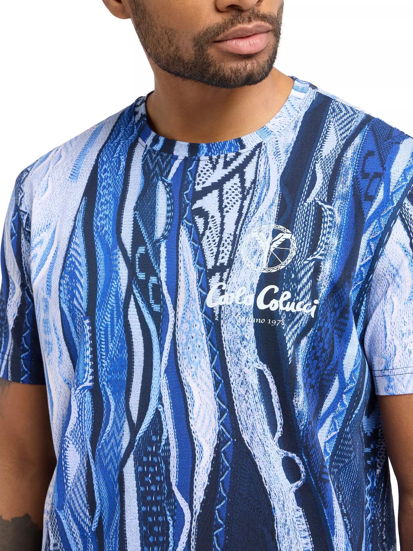 Carlo Colucci t-shirt met volledige print donkerblauw Maat-XS.