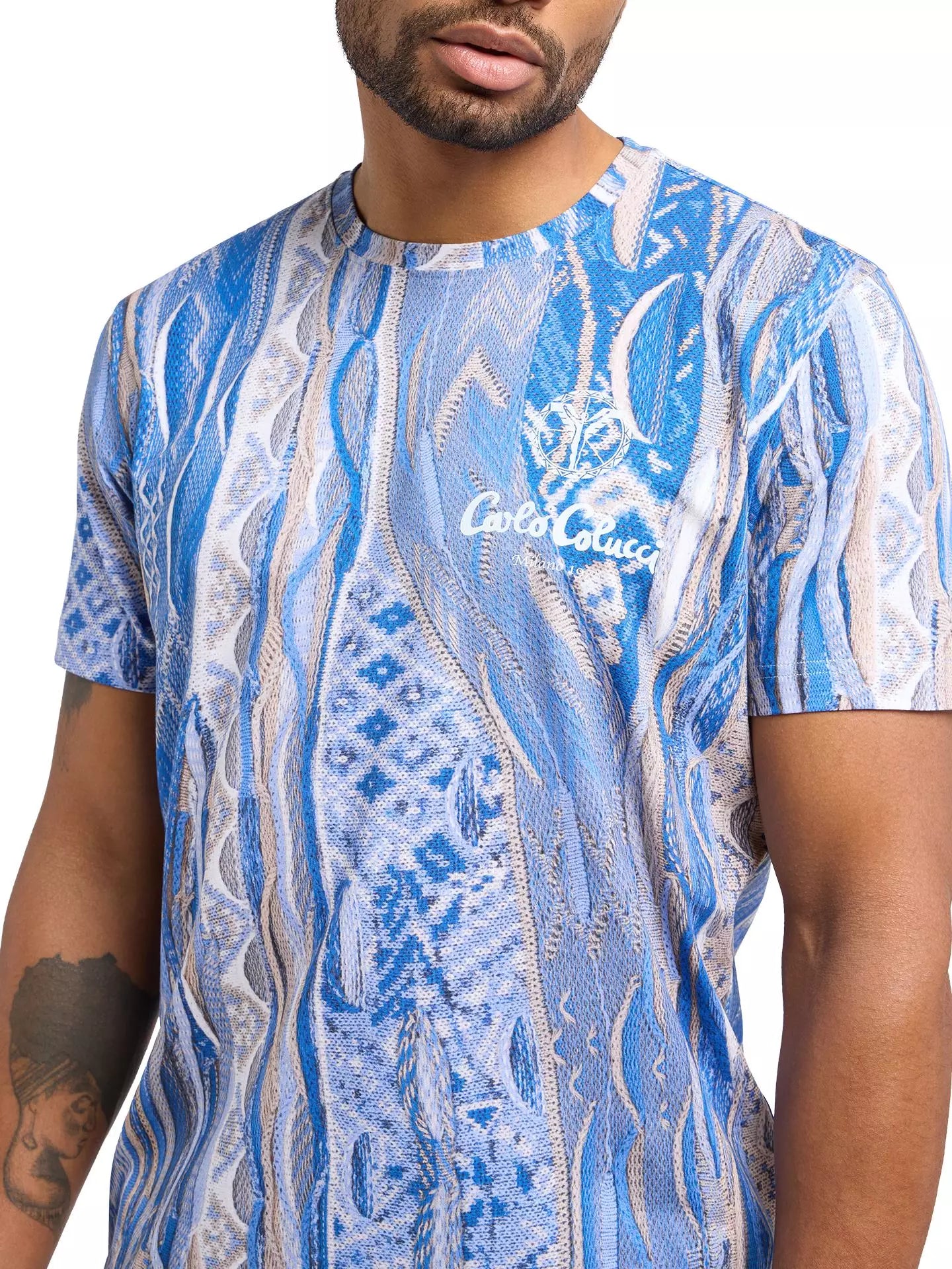 Carlo Coluci t-shirt met volledige print lichtblauw