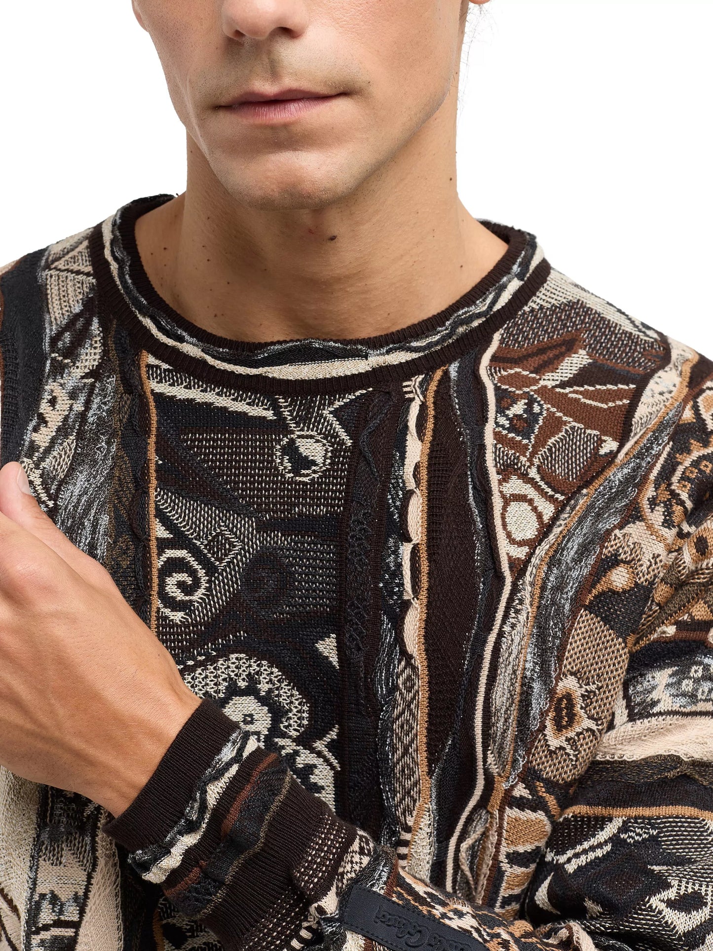 Carlo Colucci trui met ronde hals Bruin Maat-XS