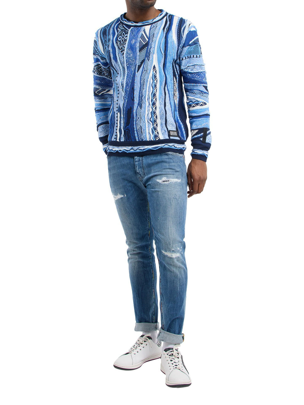 3D JAQUARD GEBREIDEN TRUI BLAUW.