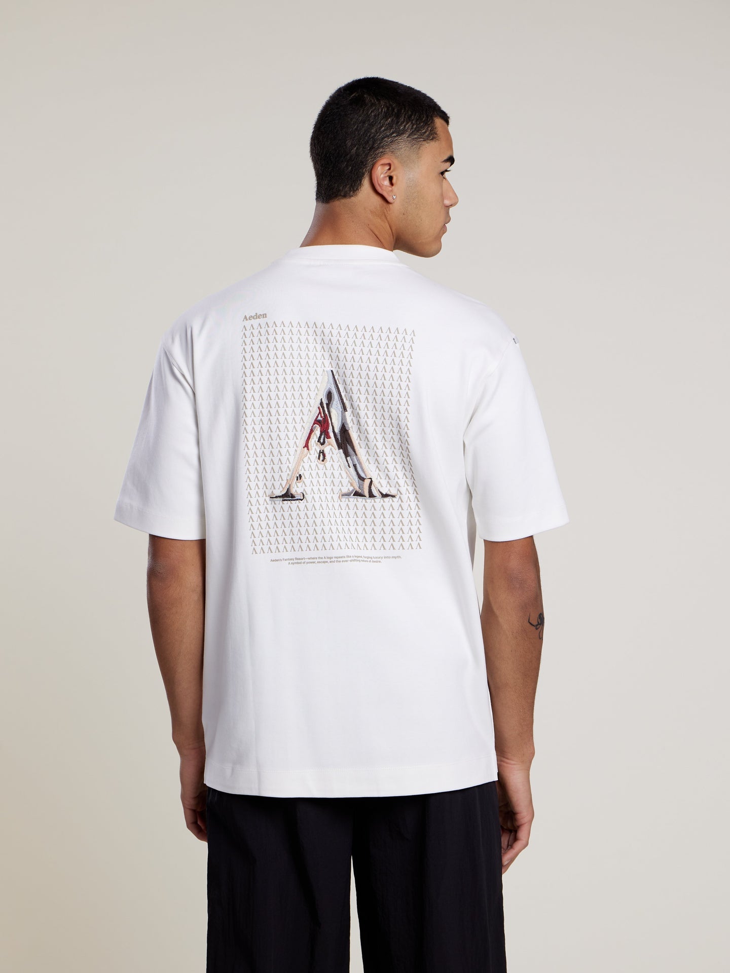 JUKE T-SHIRT | OFF-WHITE MET BACKPRINT
