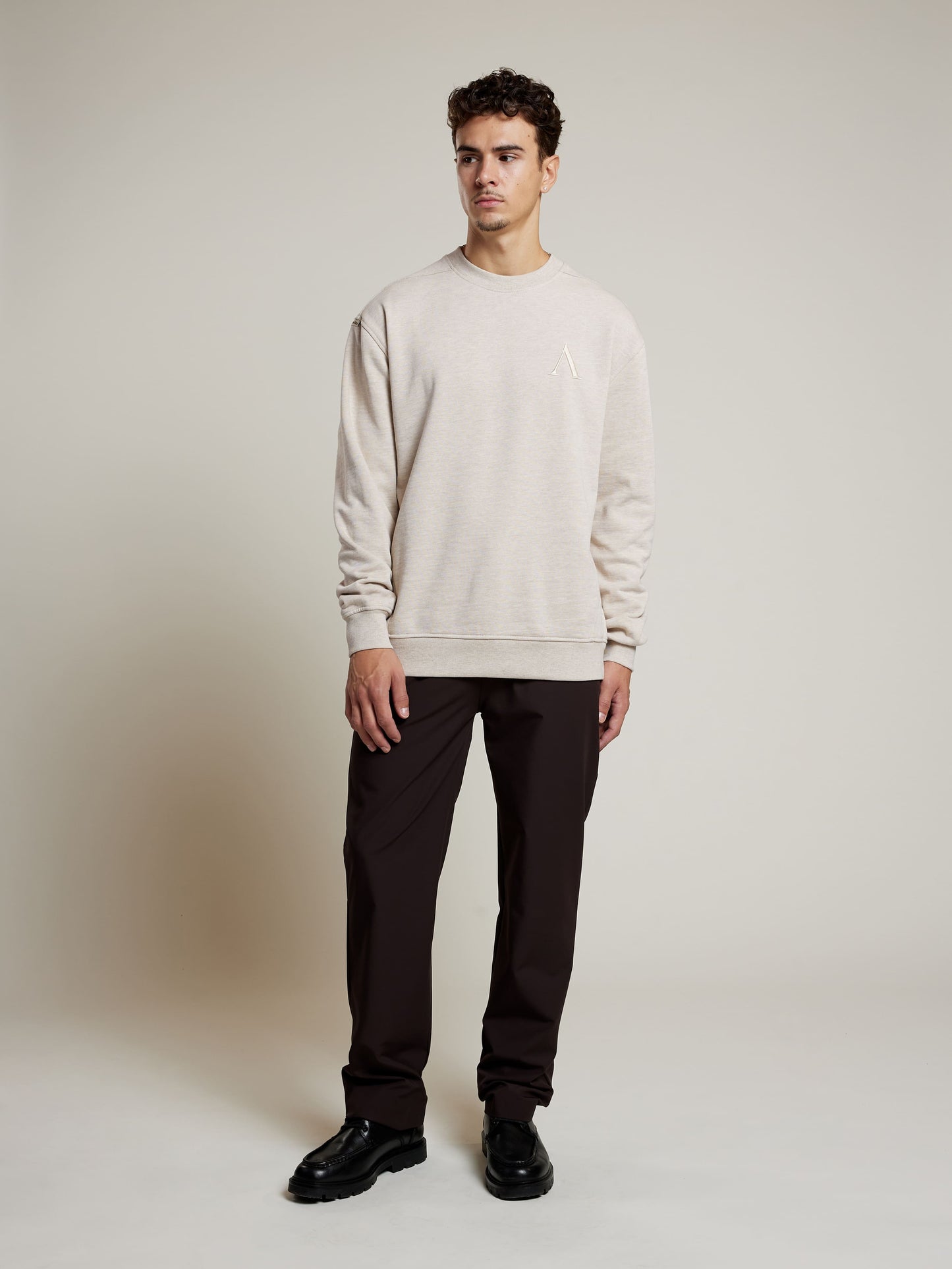 AEDEN ROMEO GEWATTEERD SWEATER BEIGE