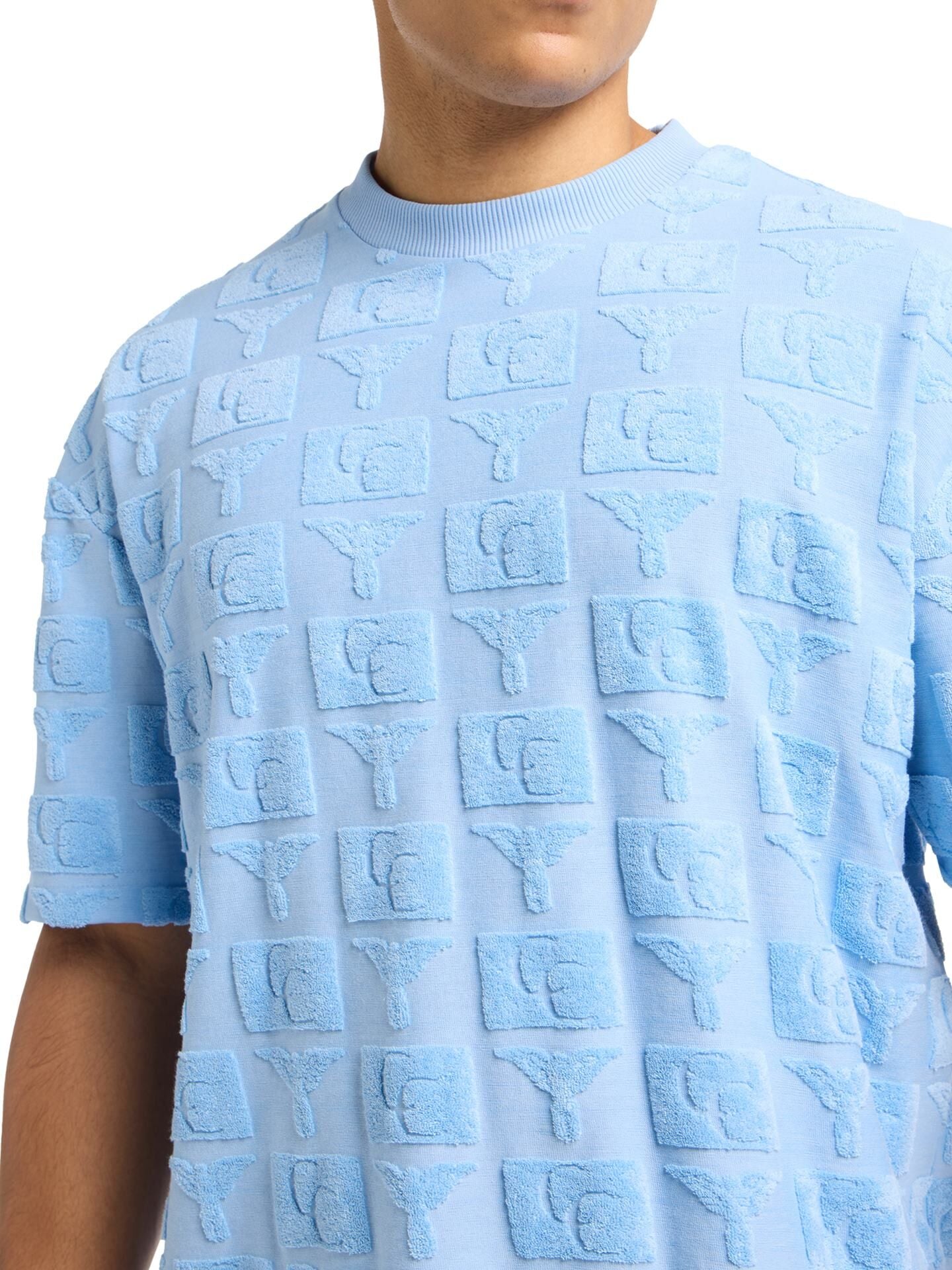 OVERSIZED T-SHIRT MET BADSTOF BLAUW