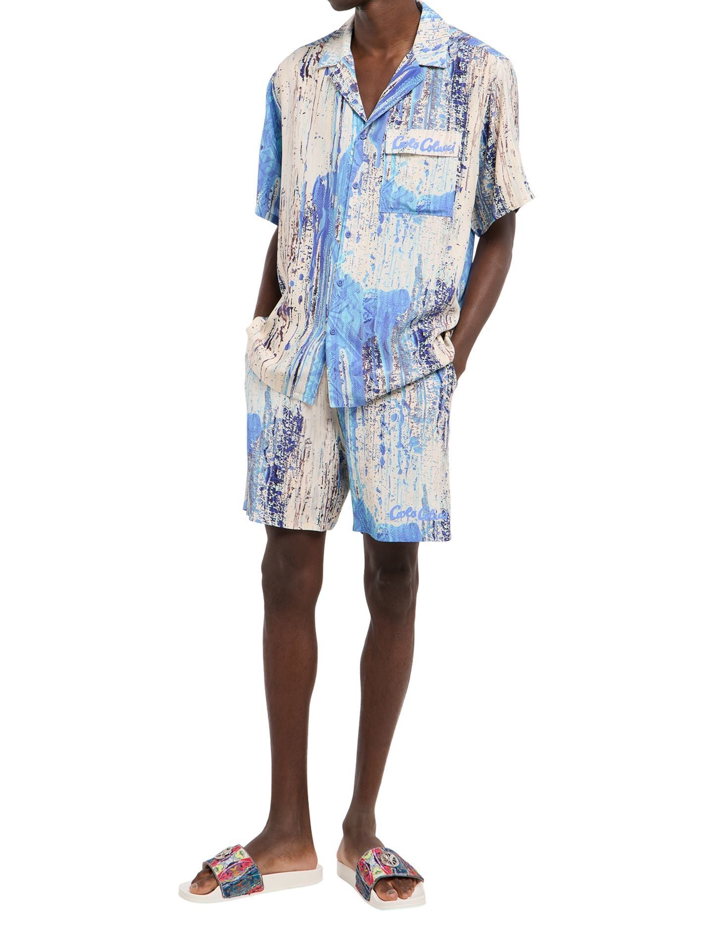 CARLO COLUCCI OVERSIZED KORTE MOUWEN SHIRT MET PRINT.